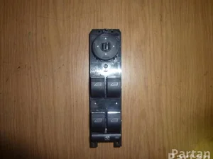 Ford AM5T-14A132-AA / AM5T14A132AA KUGA II Van 2013 Bouton de lève-vitre