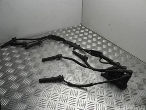 Ford NGK U2023 / NGKU2023 MONDEO III Turnier (BWY) 2004 Distributeur d'allumage