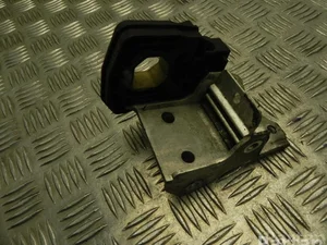 BMW 7186514 5 Touring (F11) 2016 Support / montage