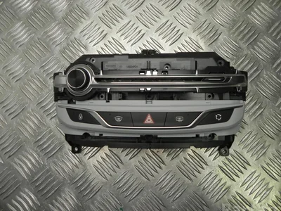 Peugeot 96777664PT 308 SW II 2014 Commutateur multiple - Image 1