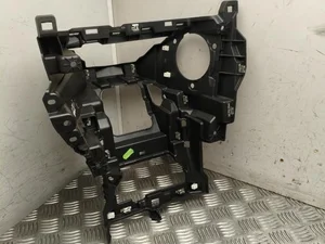 Renault 681049006R KANGOO III 2021 Verkleidungsträger