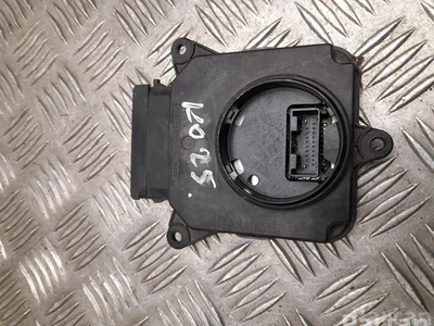 Toyota 89908-47010 / 8990847010 PRIUS (_W5_) 2017 Unité de contrôle de la lumière - Image 1