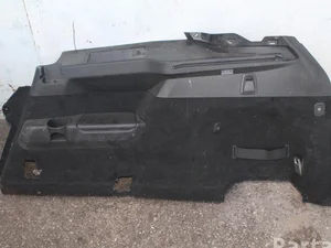 Volvo 32234368 XC90 II 2018 Moldura del maletero