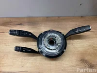 Mercedes-Benz 410357 ; 123900 ; 135001 / 410357, 123900, 135001 C-CLASS T-Model (S205) 2015 Brazo/ interruptor de luces direccionales cercanas y lejanas