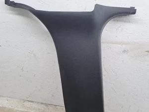 BMW 9169307 X3 (F25) 2011 Poszycie słupka B na dole lewa strona