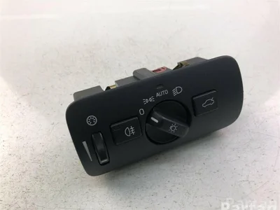 Volvo 31443831 V40 Hatchback 2017 Light switch - Image 1