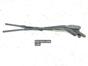 Mercedes-Benz A2968200900, A2968200700 EQS SUV (X296) 2023 Valytuvo kojelė komplektas