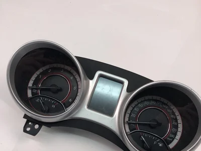 Fiat 56054819AA FREEMONT (345_) 2013 Tableau de bord - Image 1