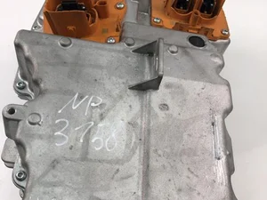 Volvo 32324082AA XC90 II 2018 Inverteris