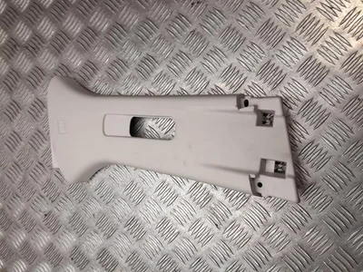 Mazda GHP9-68190 / GHP968190 6 Estate (GJ, GL) 2013 Tapisserie voiture right side - Image 1