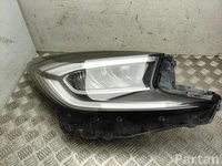 Gebrauchtes Original Toyota KOITO0H-33 / KOITO0H33 AYGO X (_B7_) 2023 Scheinwerfer rechts
