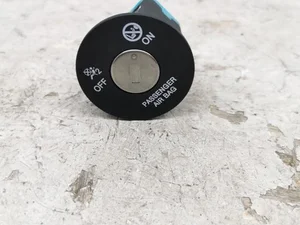 Hyundai IONIQ (AE) 2022 Interrupteur de désactivation de l'airbag passager