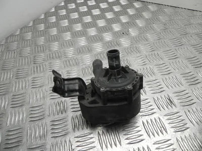 Tesla 70D MODEL S 2015 Pompe à eau supplémentaire - Image 1