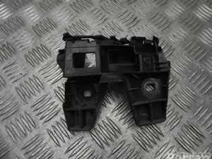 Volkswagen 3G9 807 484 A / 3G9807484A PASSAT Variant (3G5) 2017 Support pour pare-chocs