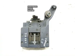 Aston Martin 22A61901 VIRAGE Volante 2012 Zacisk hamulca z tyłu z lewej