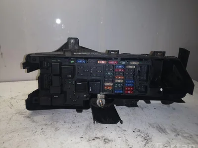 Volvo 9494210 S80 I (TS, XY) 2001 Boîte à fusibles - Image 1