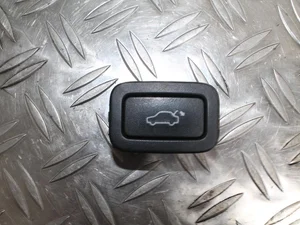 Volvo 31264960 XC60 2011 Boot lid/tailgate button