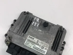 Peugeot 9664618080; 0281013871 / 9664618080, 0281013871 PARTNER Box (5) 2006 Unité de contrôle moteur