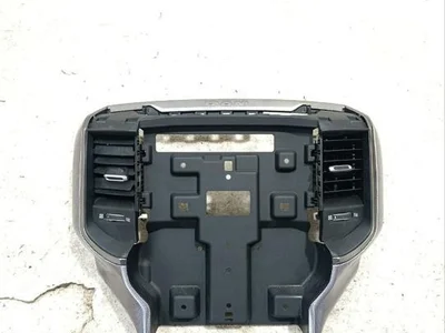 RAM 76754 1500 Crew Cab Pickup (DT) 2019 Trim center console - Image 1