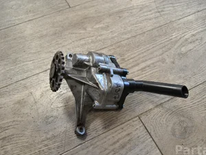 Mercedes-Benz 6061810801, 6111800051 SPRINTER 3-t Box (903) 2005 Bomba de aceite