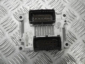 Opel 09 115 111 / 09115111 CORSA C (F08, F68) 2003 Unité de contrôle moteur
