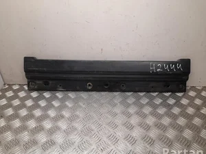 Nissan 214964KJ0A NP300 NAVARA Pickup (D23) 2016 Garniture de radiateur