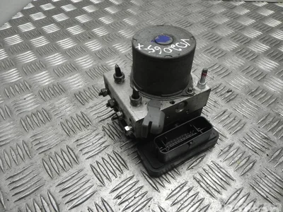 Toyota 44540-0F080 / 445400F080 VERSO (_R2_) 2015 Unité de commande hydraulique ABS - Image 1