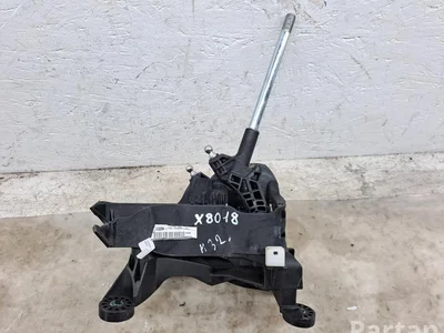 Ford L1TR7C453, L1TR7C453BKC Puma 2020 Levier de vitesse - Image 1