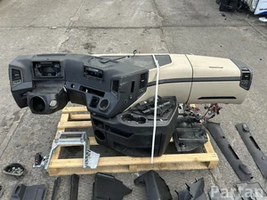 Mercedes-Benz Trucks A9606802154, A9606806381, A9606801580, A9606800391, A9606806007, A9606806207, A9606805208 ACTROS MP4 / MP5 2023 Dashboard set