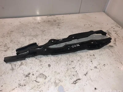 Mazda GS1D56391 6 Hatchback (GG) 2004 Garniture /moulage - Image 1