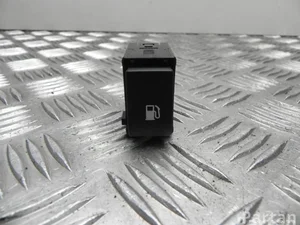 Lexus 15C330 RX (_L1_) 2009 Bouton d'ouverture du bouchon d'essence