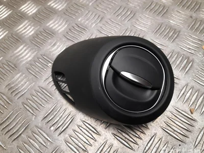 Renault 687636641R ZOE (BFM_) 2020 Évent Central - Image 1