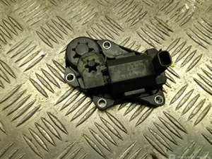 Mazda HF0120130 CX-30 DM 2022 Moteur de réglage pour volet de régulation