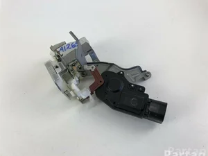 Peugeot 9138G7 107 2011 Serrure de porte