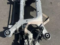 BMW 33318831012 5 G60 2025 Hinterachskörper
