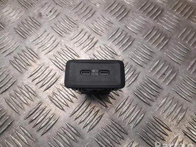 Mercedes-Benz A 223 820 16 06 / A2238201606 EQE V295 2022 Périphérique d'entrée - Image 1