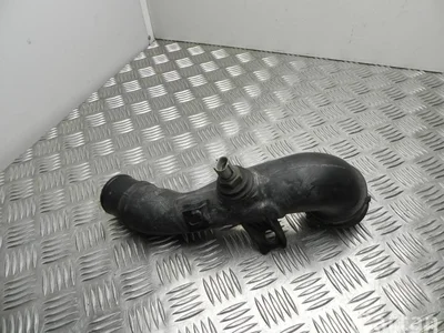 Toyota 17362-0R030 / 173620R030 AVENSIS Estate (_T27_) 2011 Prise d'air / Conduit d'air d'admission - Image 1