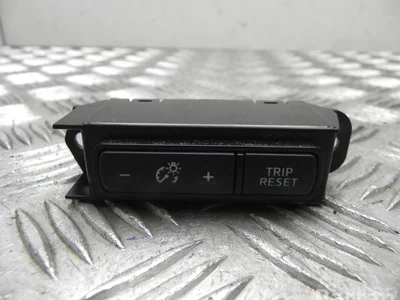 Nissan 5TA0A LEAF (ZE1) 2021 Commutateur/ Bouton - Image 1