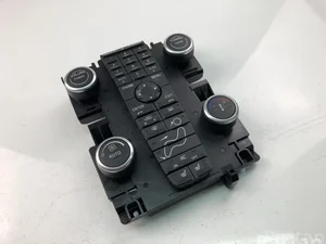 Volvo 30782536 V50 (MW) 2004 Unidad de control, control automático del aire acondicionado