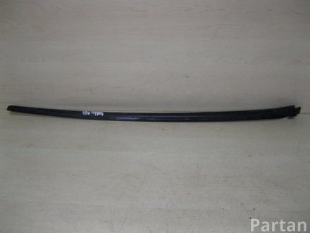 VW 5K0 854 319 / 5K0854319 GOLF VI (5K1) 2011 Channel sealing Left Front