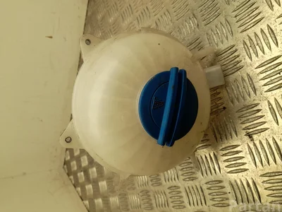 Volkswagen 7E0121407D T6.1 California 2022 Vase d'expansion du liquide de refroidissement - Image 1