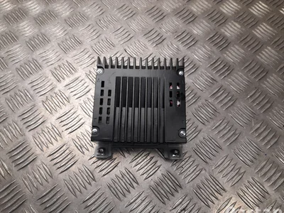 Honda 39186-T1G-G612-M1 / 39186T1GG612M1 CR-V IV (RM_) 2016 Amplificateur audio - Image 1