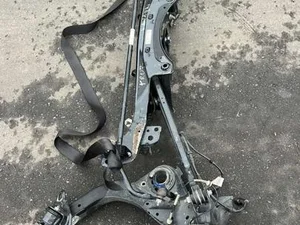 BMW 689419909 X1 (U11) 2025 Hinterachskörper