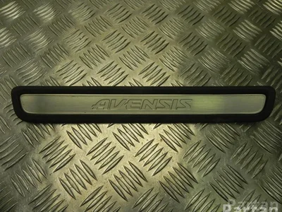 Toyota 67916-05030 / 6791605030 AVENSIS Estate (_T27_) 2010 Garniture de seuil  - Image 1