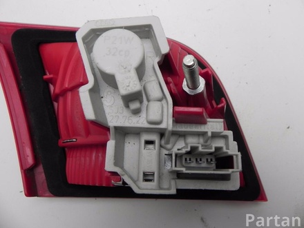 AUDI 8P4 945 094 B, 8P4 945 258 A / 8P4945094B, 8P4945258A A3 (8P1) 2004 Taillight Right