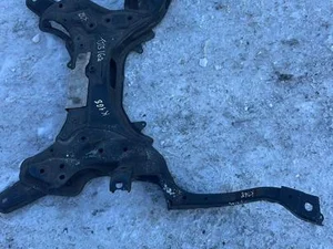 Toyota 51201K0020 Yaris P210 2022 Траверса спереди