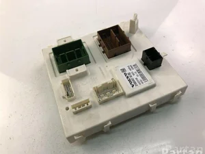 Volvo 31665457AC XC40 2018 Caja de fusibles