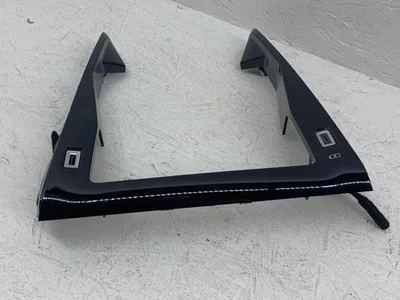 Peugeot 9828368880 208 II (P21) 2021 Garniture de la console centrale - Image 1