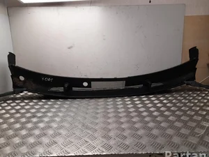 Kia 86151-R2900 / 86151R2900 Sportage V NQ5 2024 Garniture de capot d'essuie glace