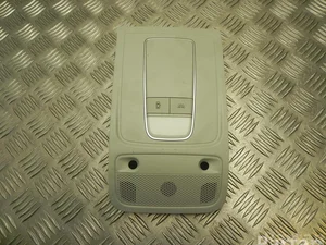 Audi 8V0 947 135 A / 8V0947135A Q3 (8U) 2012 Lumière intérieure